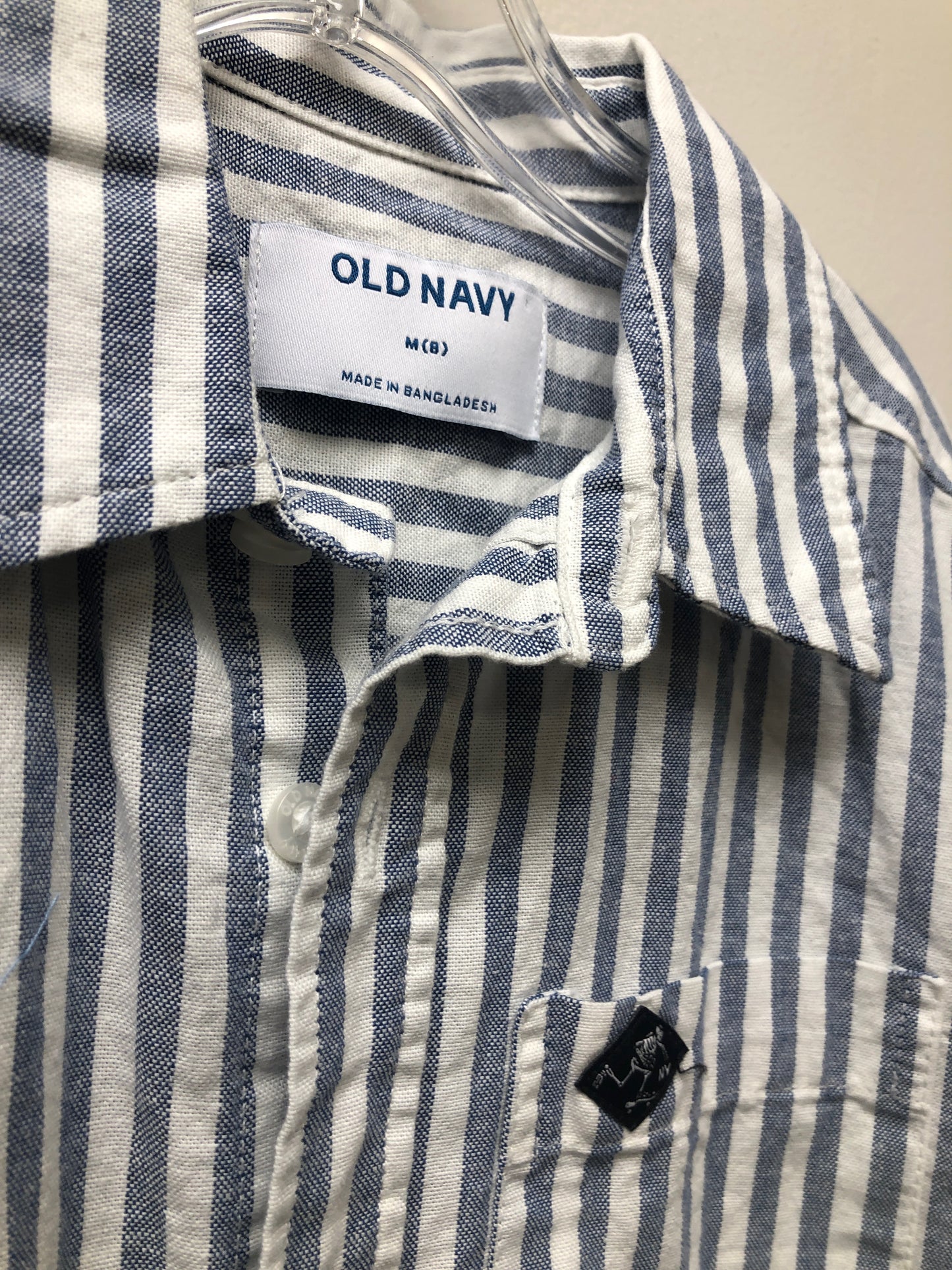 8 Old Navy white stripe Shirt (NEW)