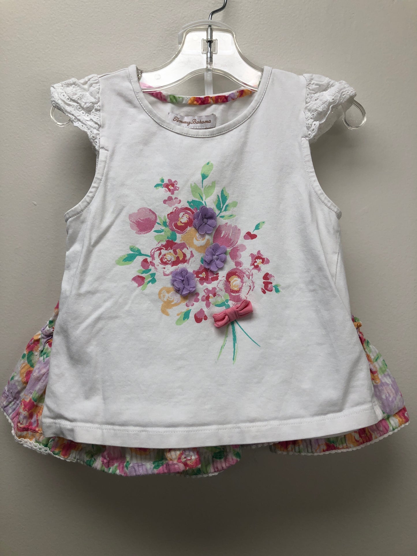 Size 4t Tommy Bahama white floral 2 PC Ensembles