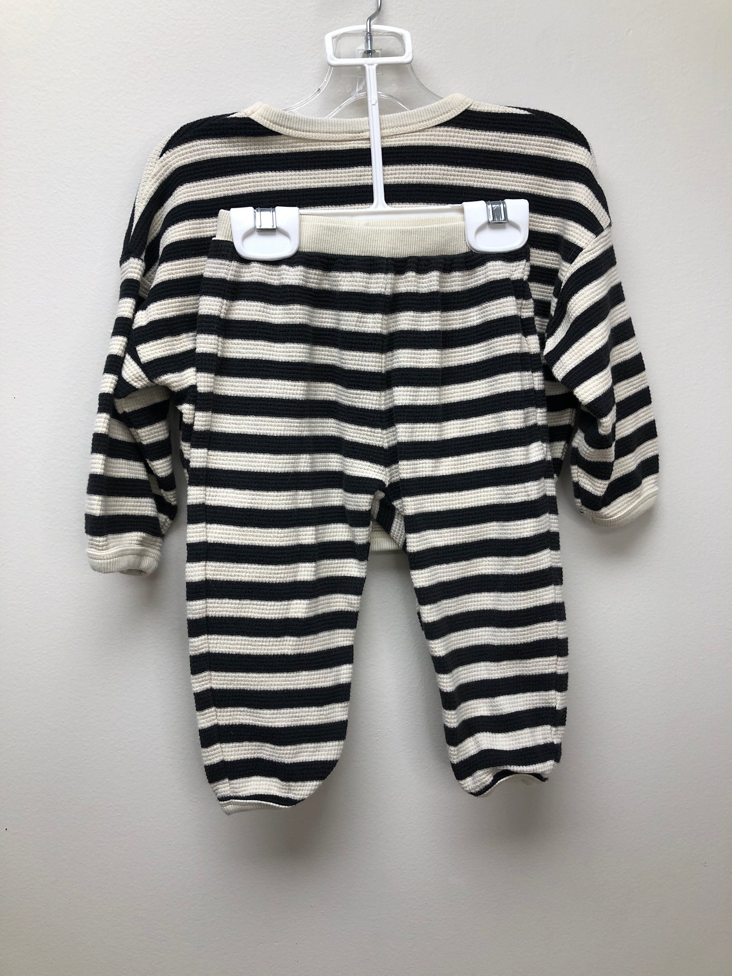18m Quincy Mae black & white stripe 2 PC Ensembles