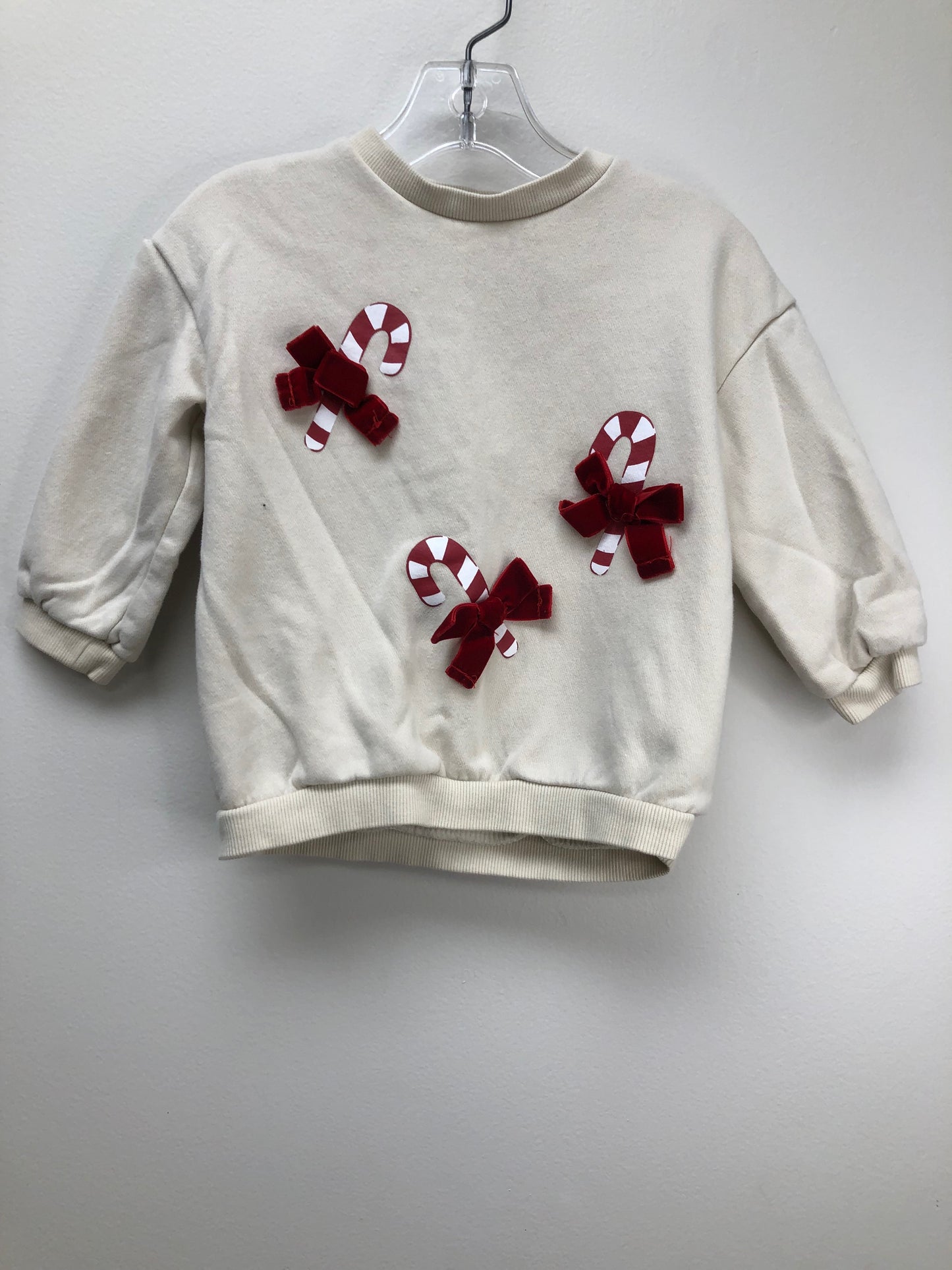 H & M Child Size 18 Months cream candy canes Sweatshirt