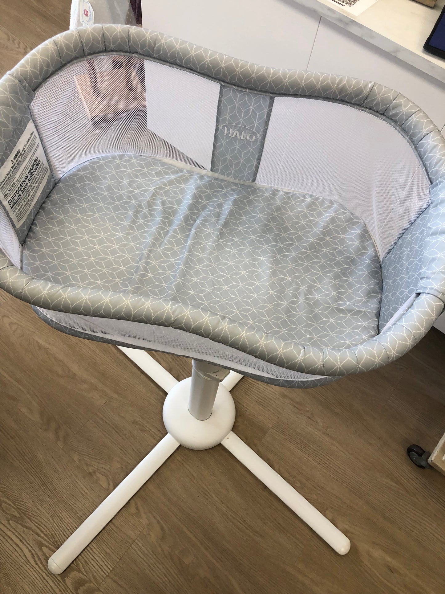 Halo blue print Bassinet