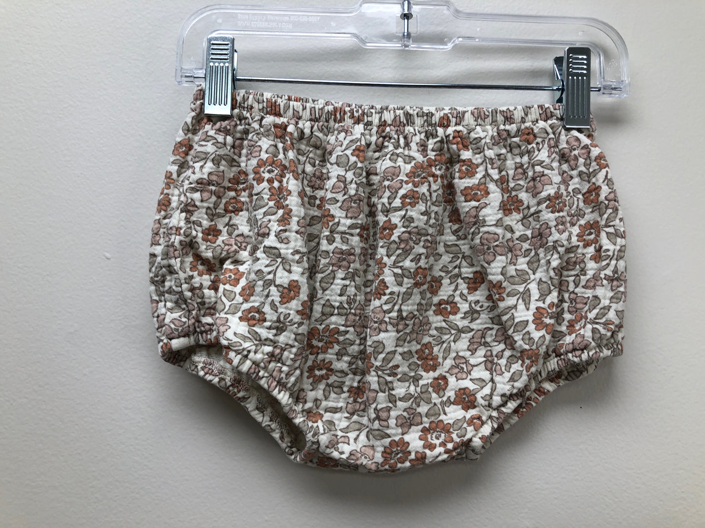 2-3 Quincy Mae Multi-Color floral bloomers