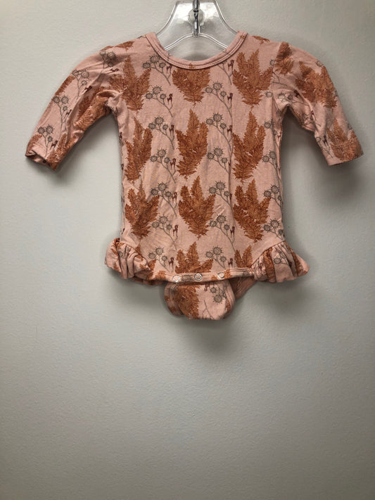0-3m Kate Quinn pink print Romper