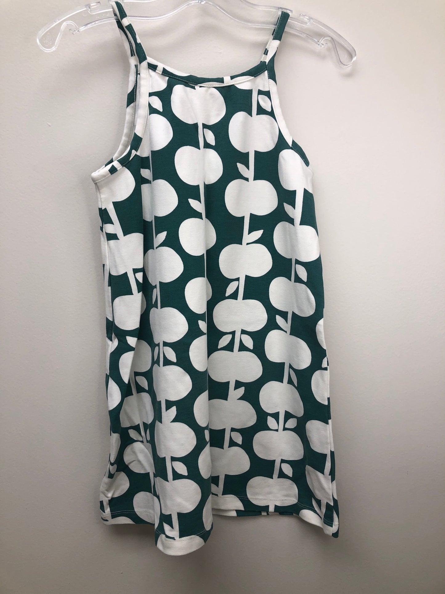 6/7 Hanna Andersson green apples Dress