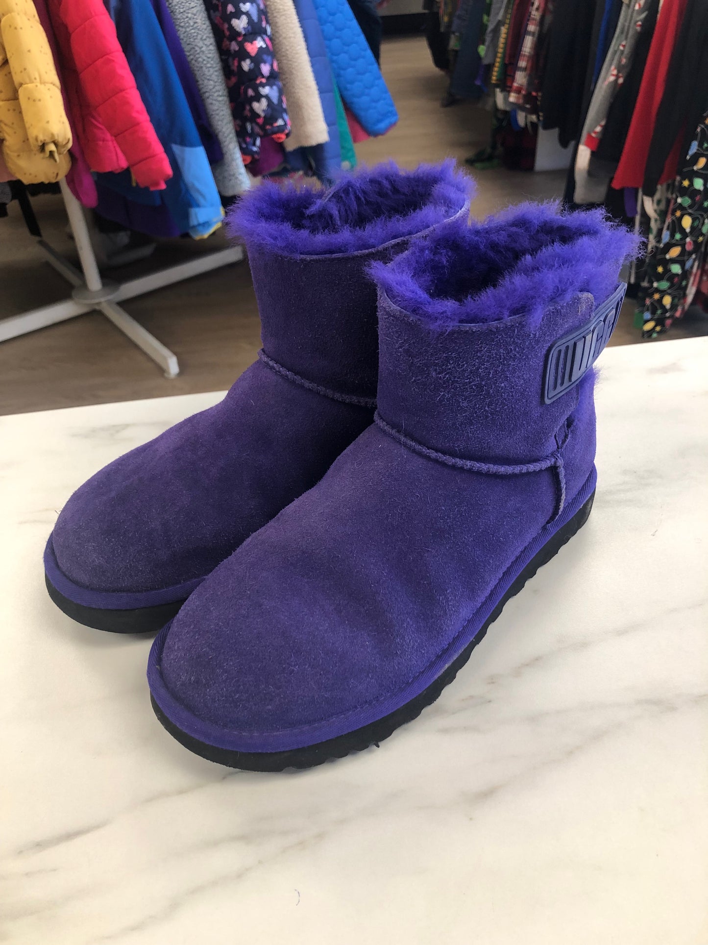 UGG Adult Size 7 Purple Shoes/Boots