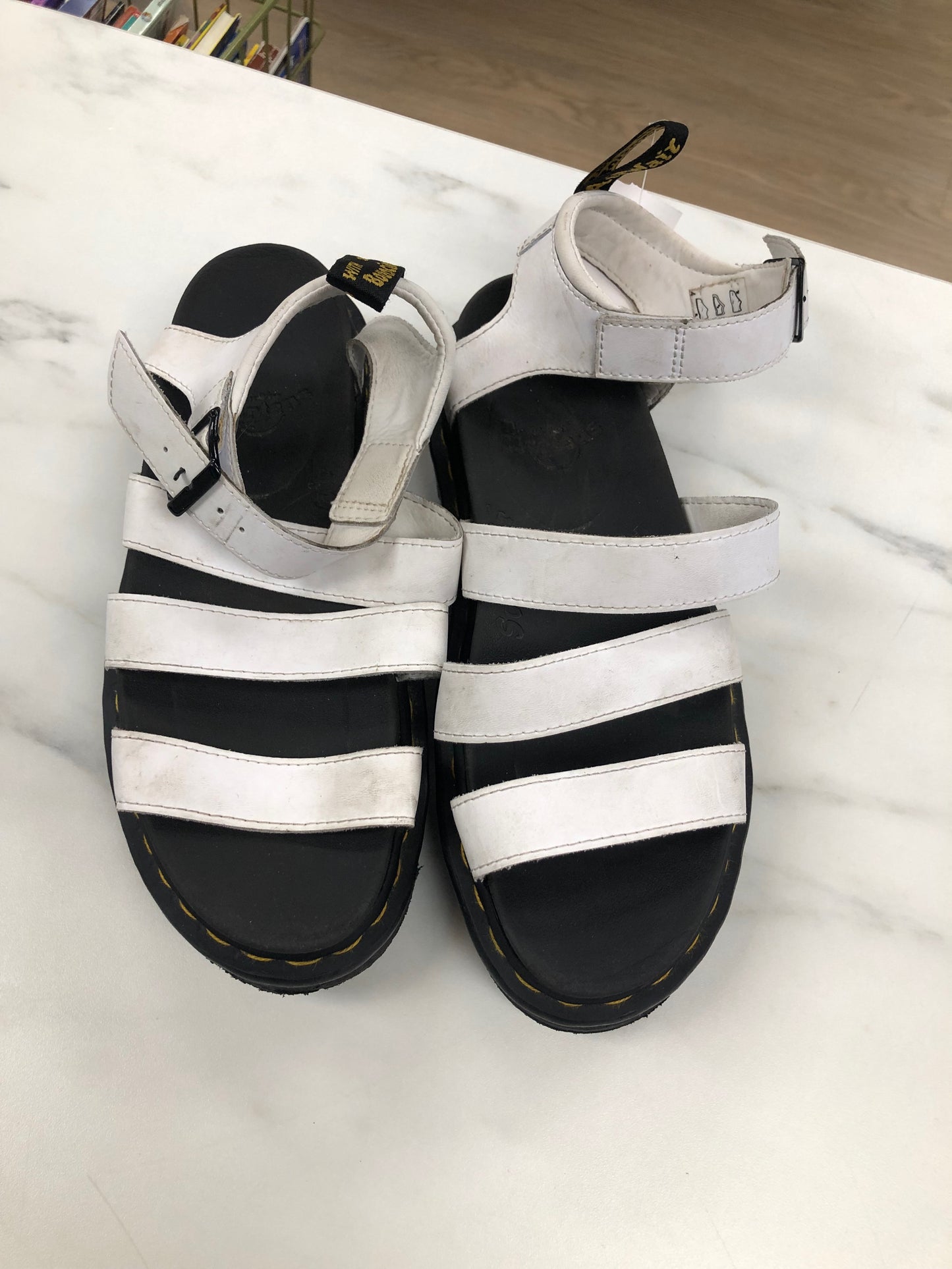 Dr Martens Adult Size 9 White Sandal Shoes/Boots