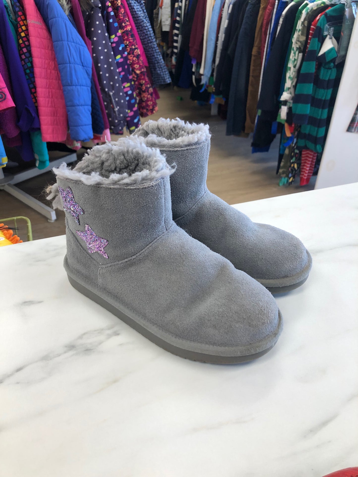Koolaburra by uggs Child Size 1 Gray Shoes/Boots